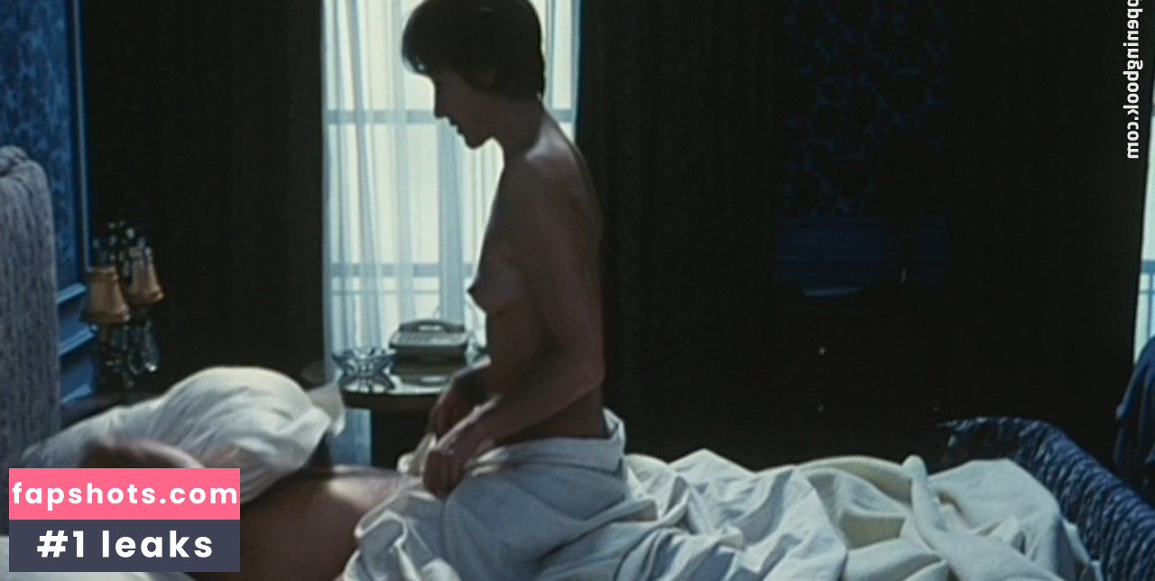 Nathalie Baye gallery photo #4