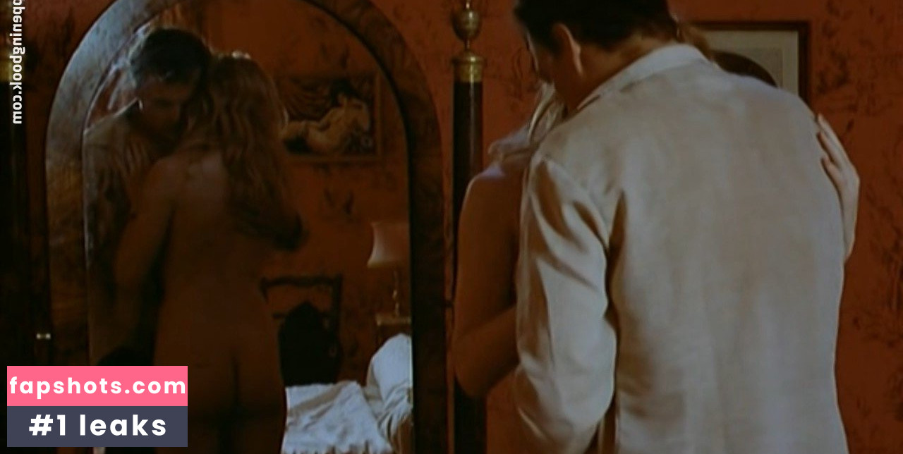 Nathalie Baye gallery photo #9