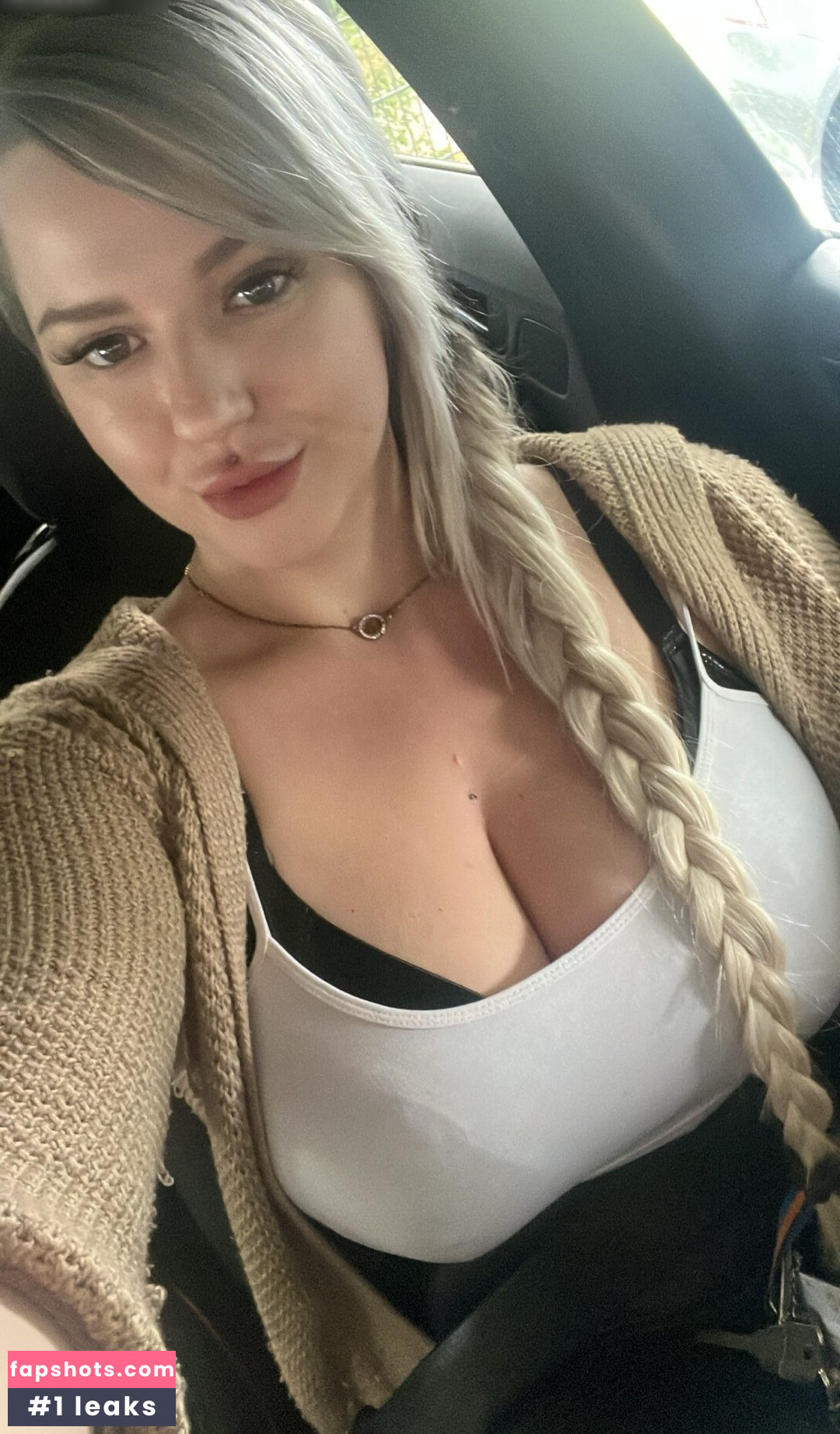 Nathalie Eloquent gallery photo #8