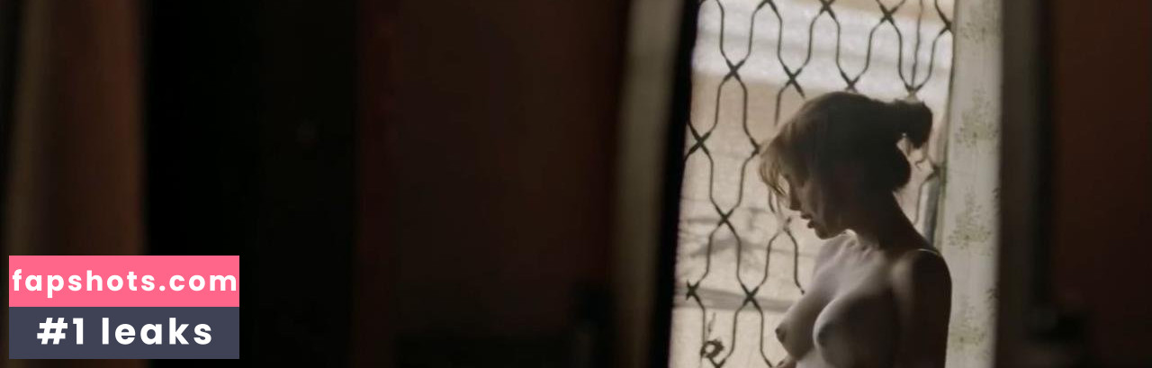 Nathalie Hart gallery photo #15