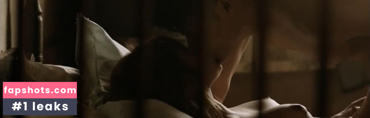 Nathalie Hart gallery photo #16