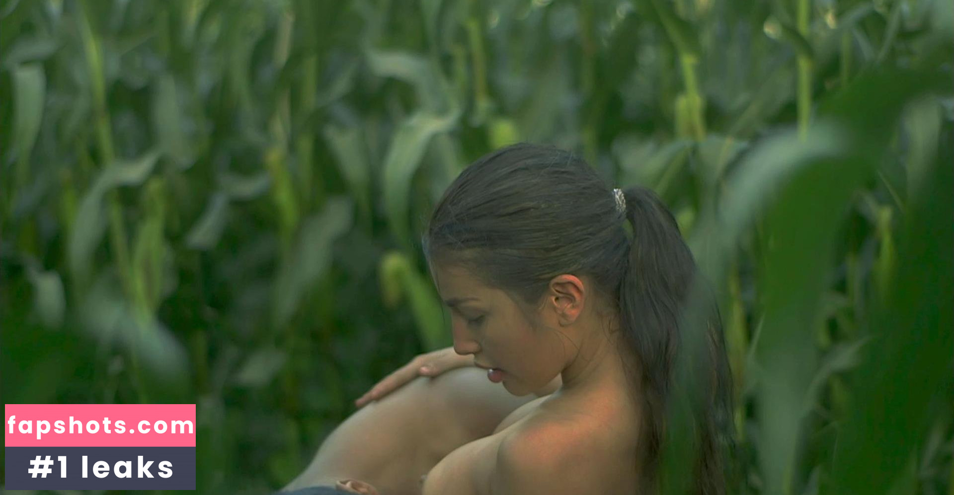 Nathalie Hart gallery photo #26