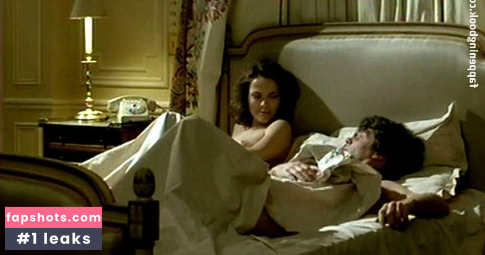 Nathalie Nell gallery photo #4