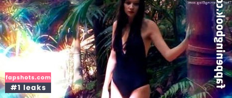 Nathalie Volk gallery photo #2