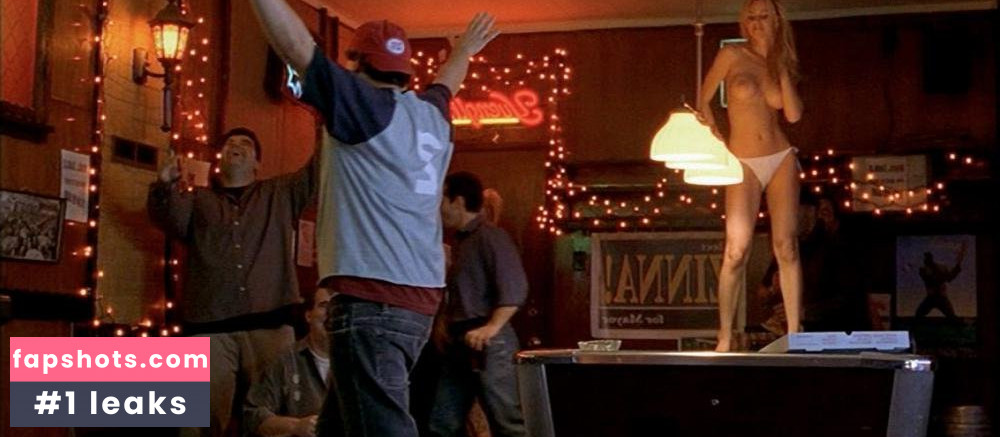 Nathalie Walker gallery photo #15