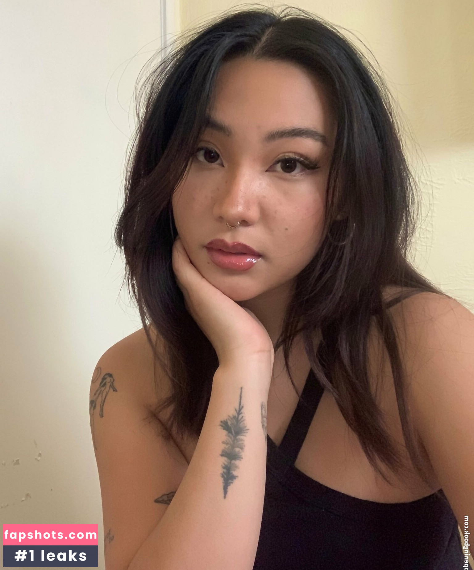 Nathaliewrth gallery photo #7