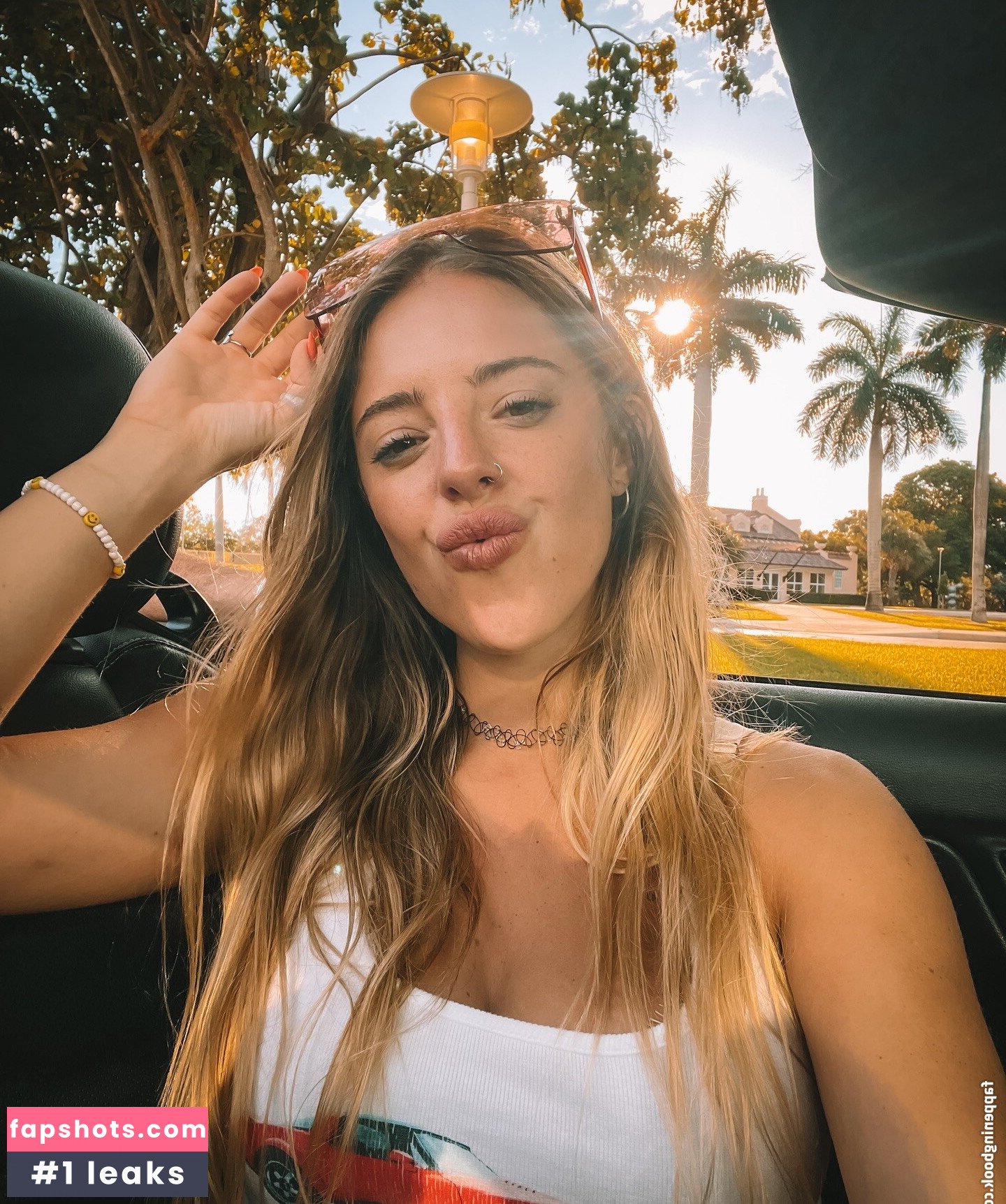 Nati Jota gallery photo #16