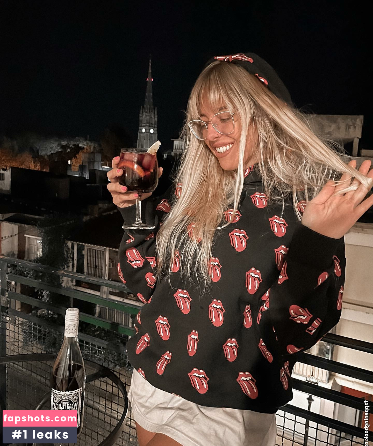 Nati Jota gallery photo #38