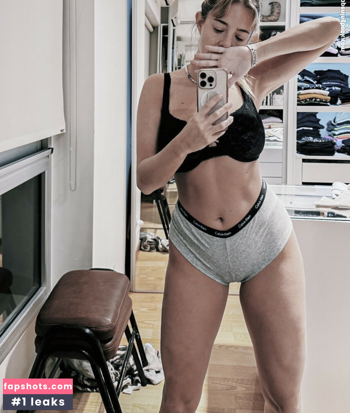 Nati Jota gallery photo #5