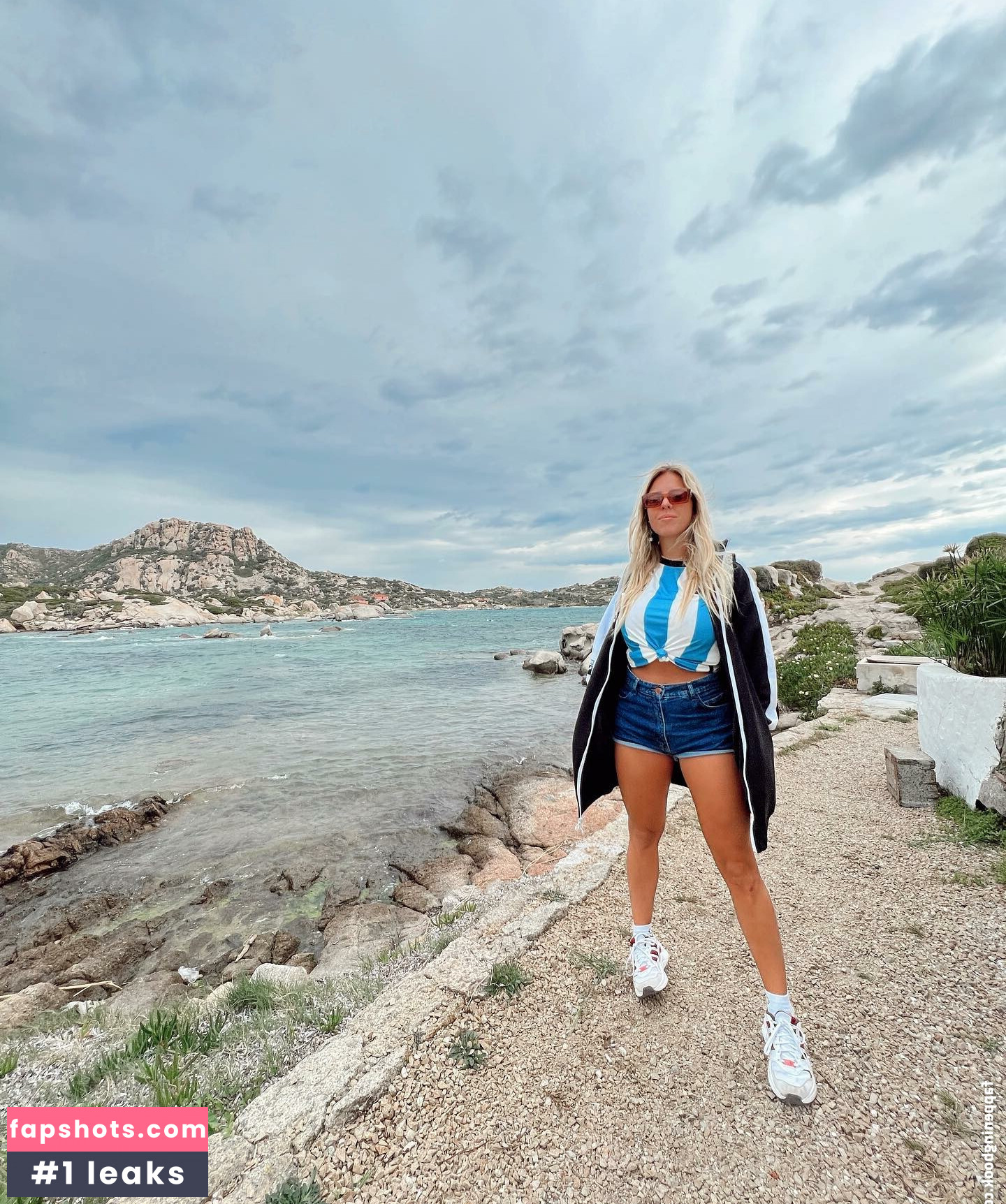 Nati Jota gallery photo #65