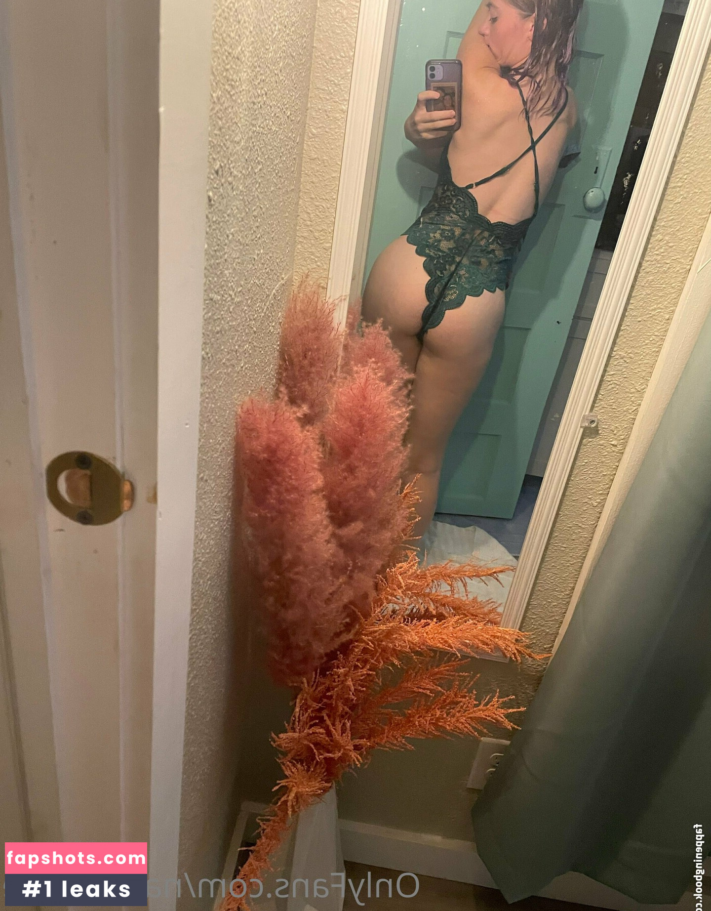 natilie_little Nude Leaks OnlyFans Photos #3 - LeakJerk