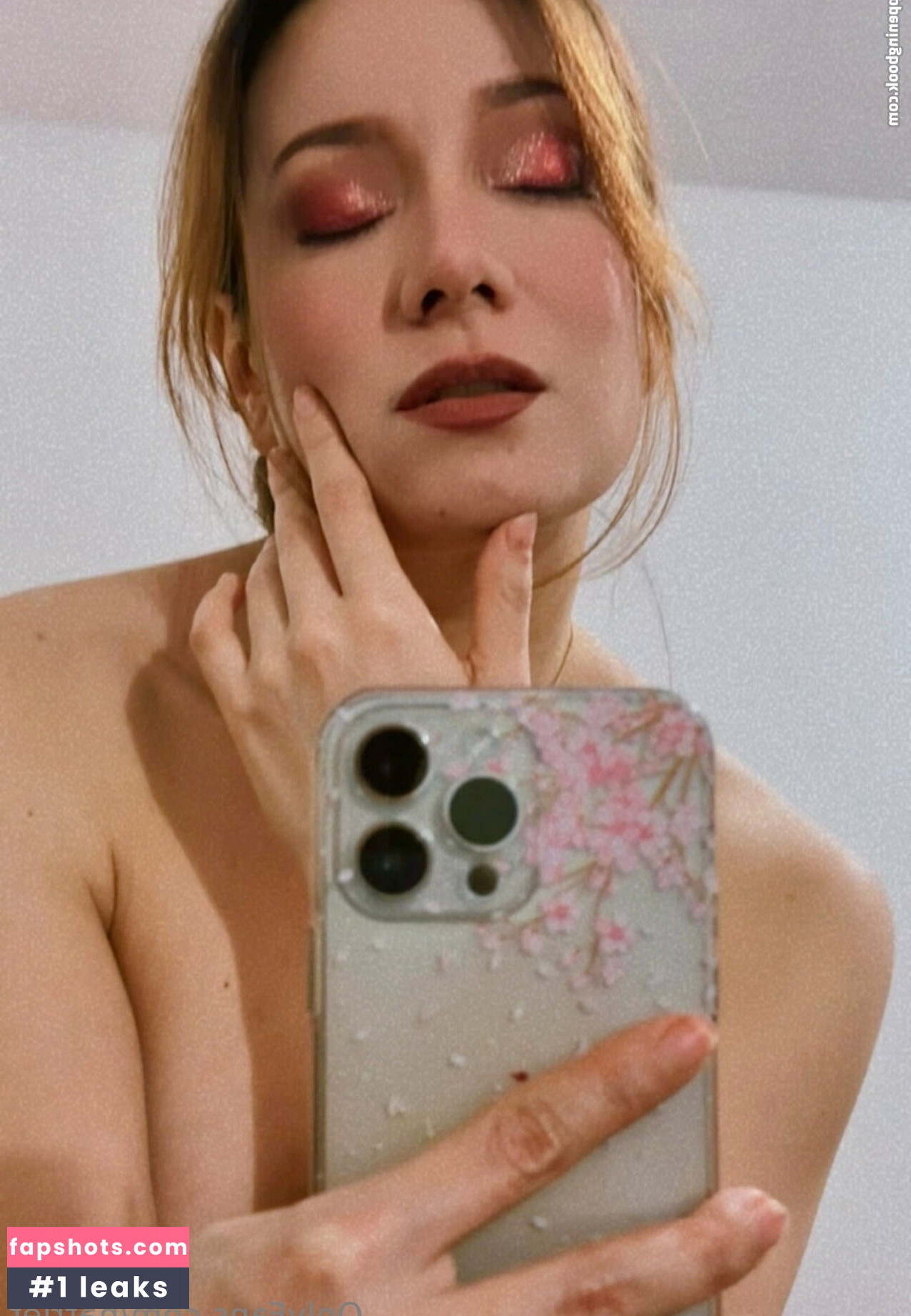 natrlet Nahé úniky fotek pouze od fanoušků #22 - Fapshots