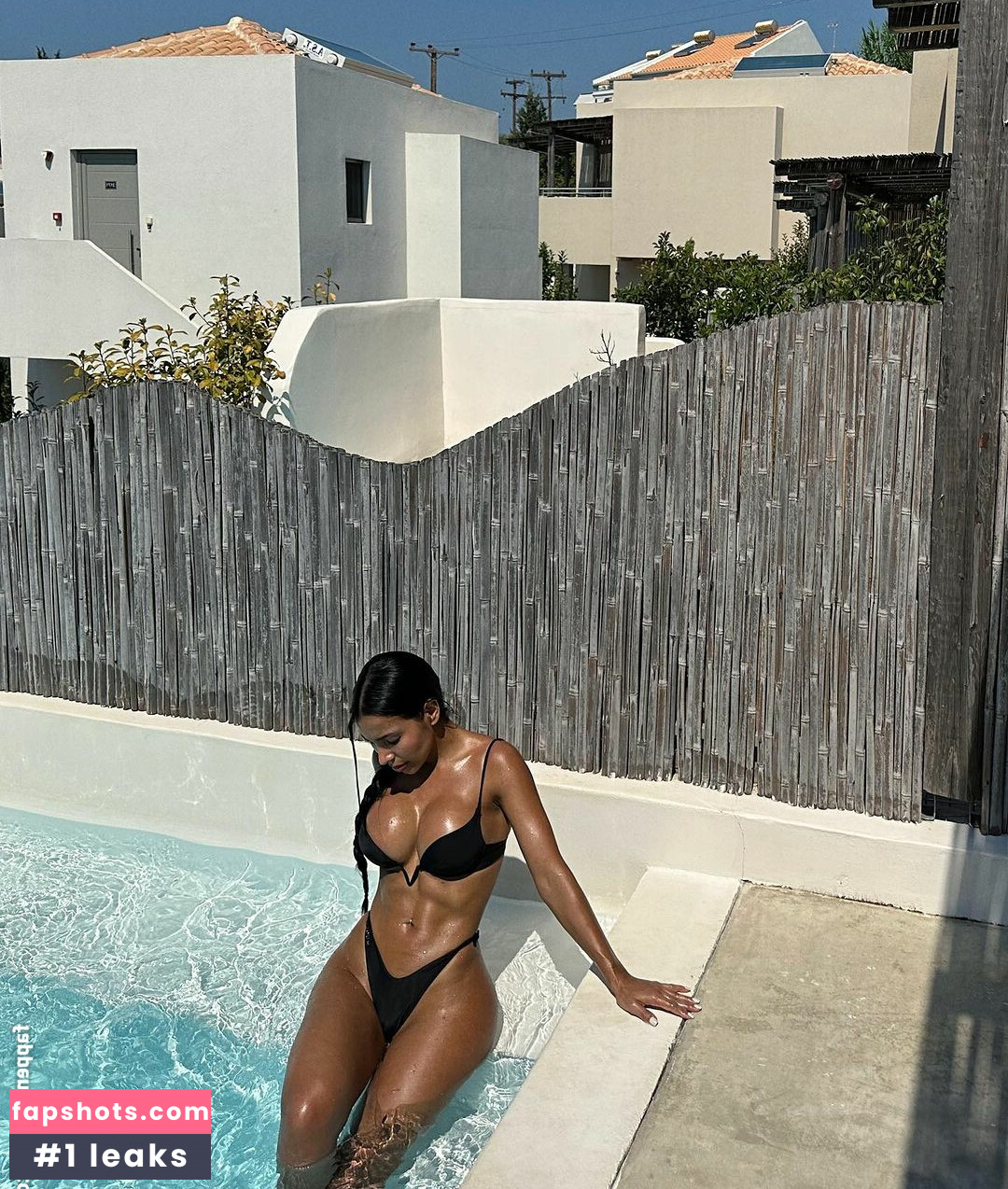 Natseleen gallery photo #14