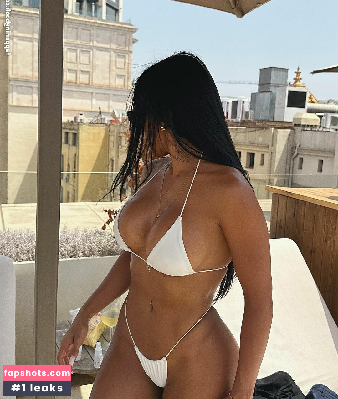 Natseleen gallery photo #31