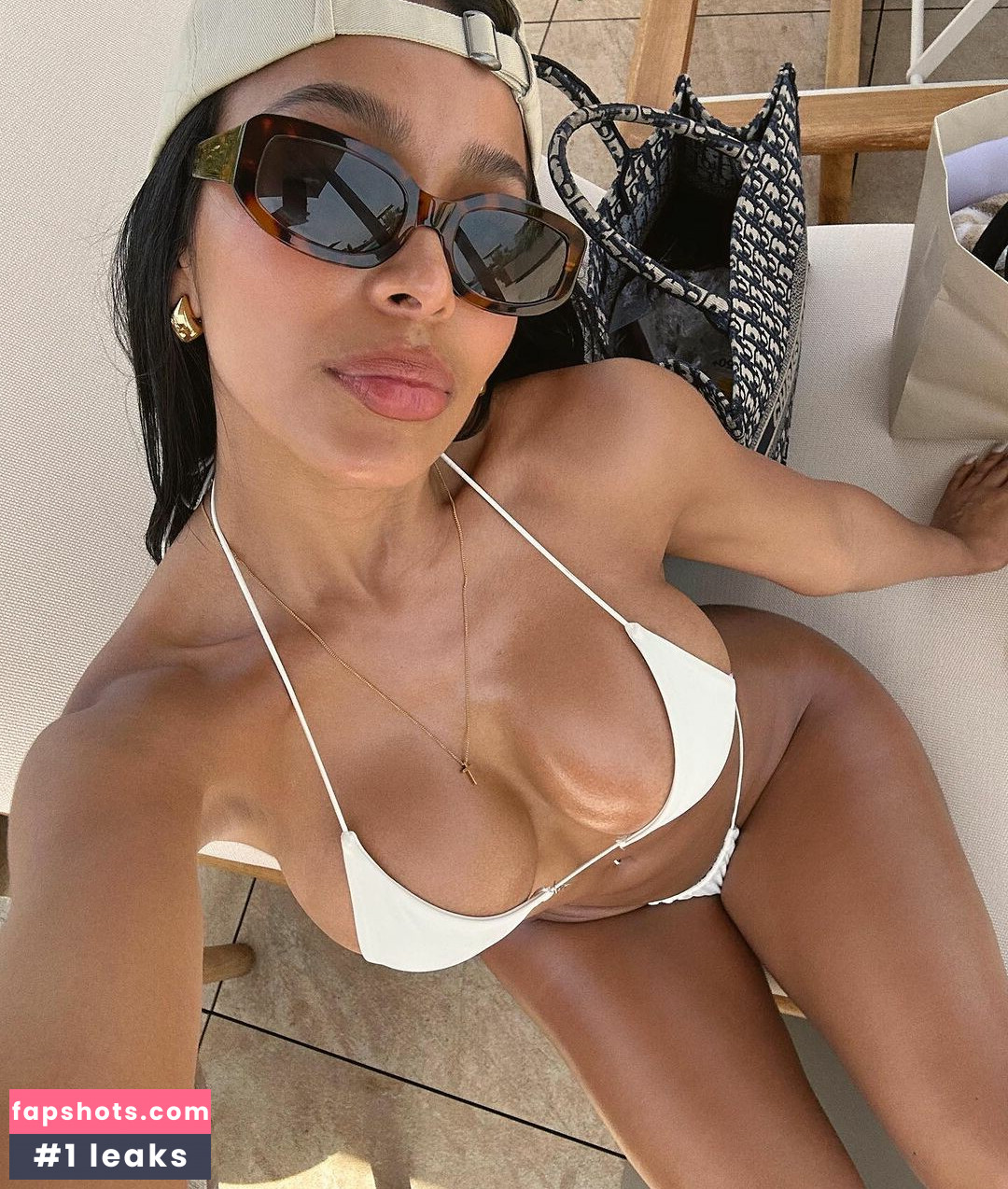 Natseleen gallery photo #32