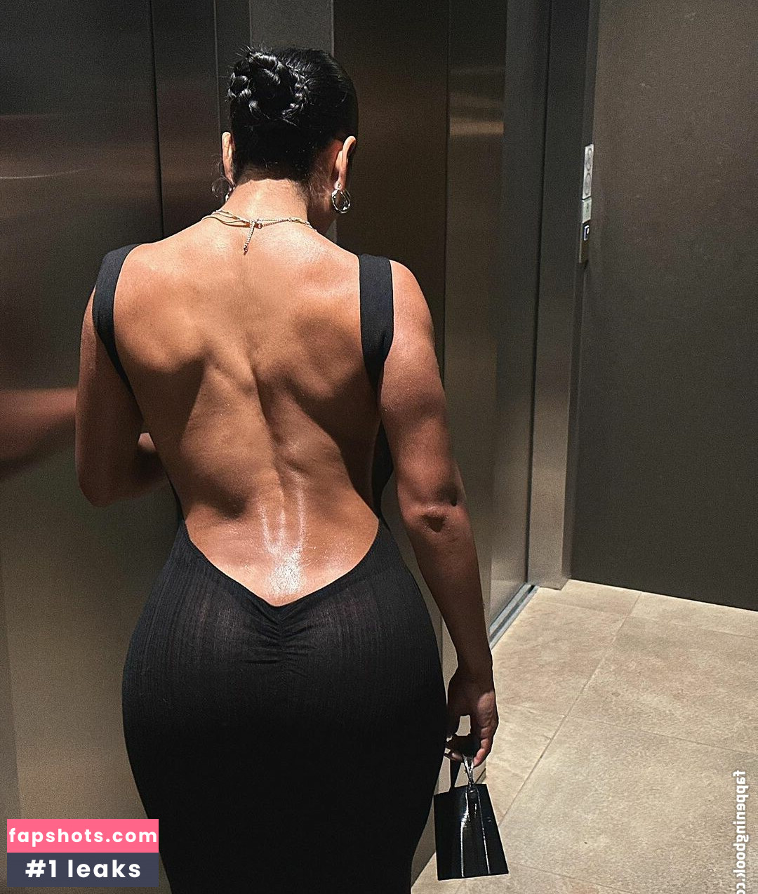 Natseleen gallery photo #39