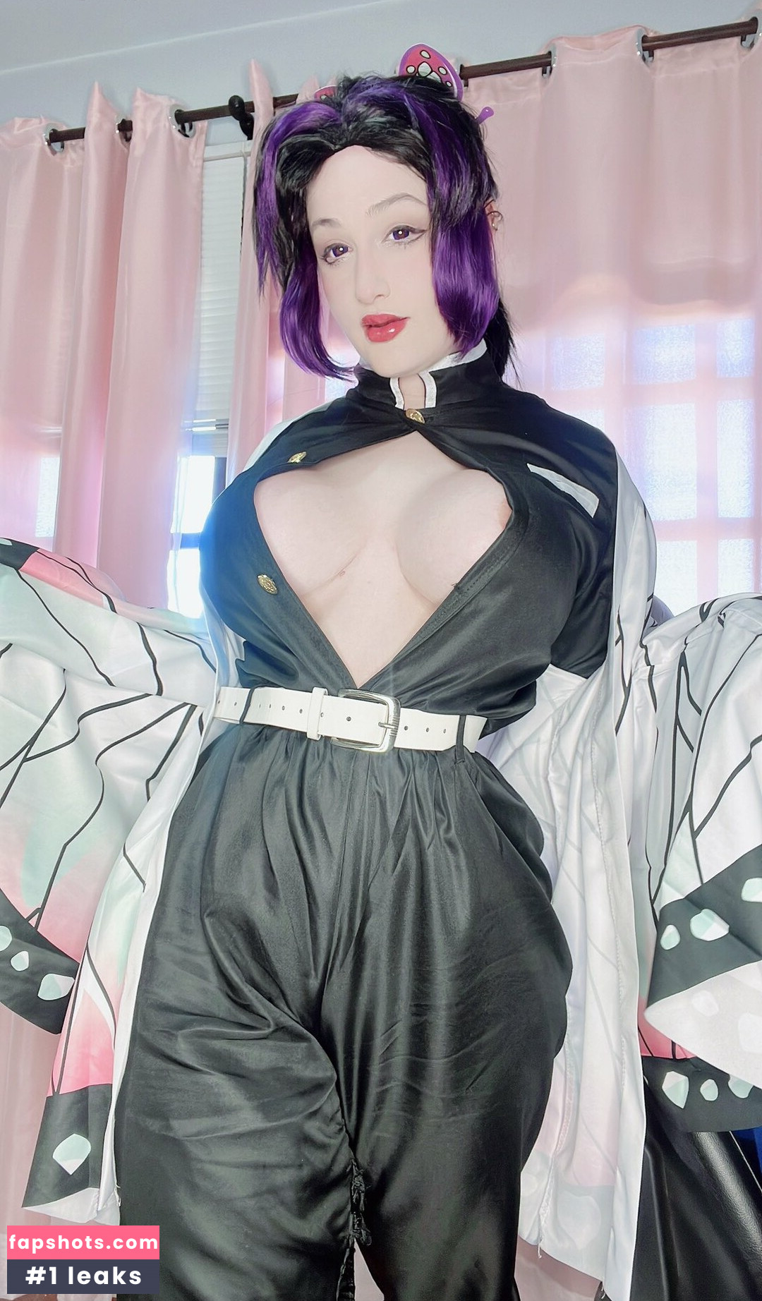 Natsumi Louise gallery photo #30