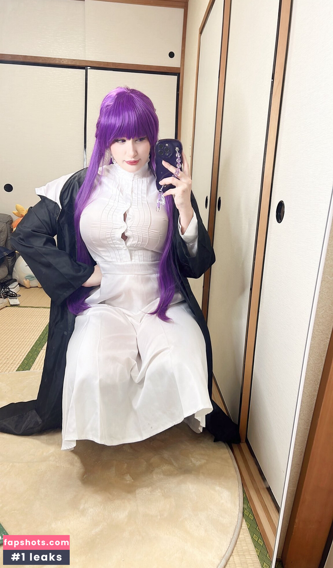 Natsumi Louise gallery photo #7