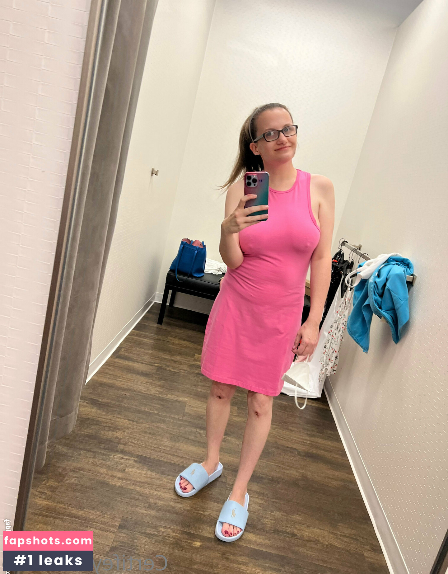 naughty-niagara gallery photo #3