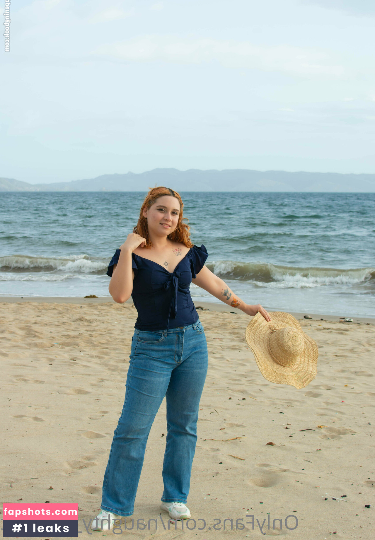 naughty_student nude babe gallery