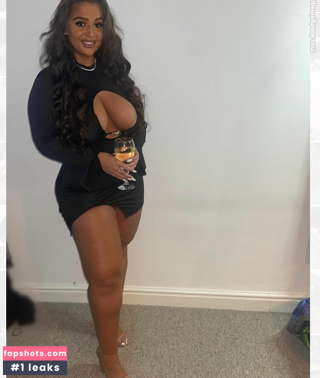 naughtybabeoxo gallery photo #4