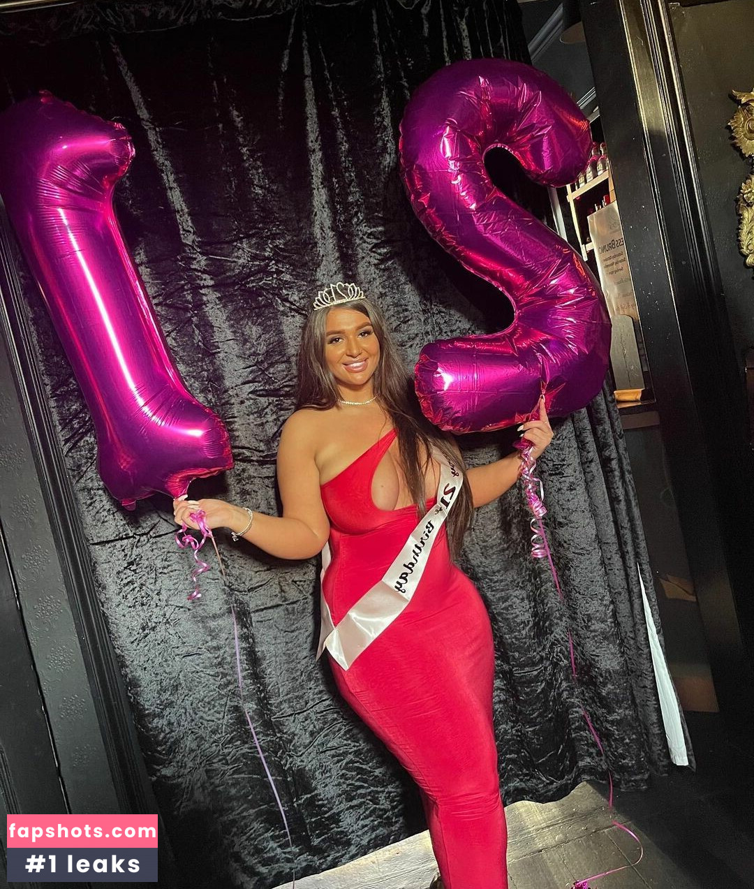 naughtybabeoxo gallery photo #6