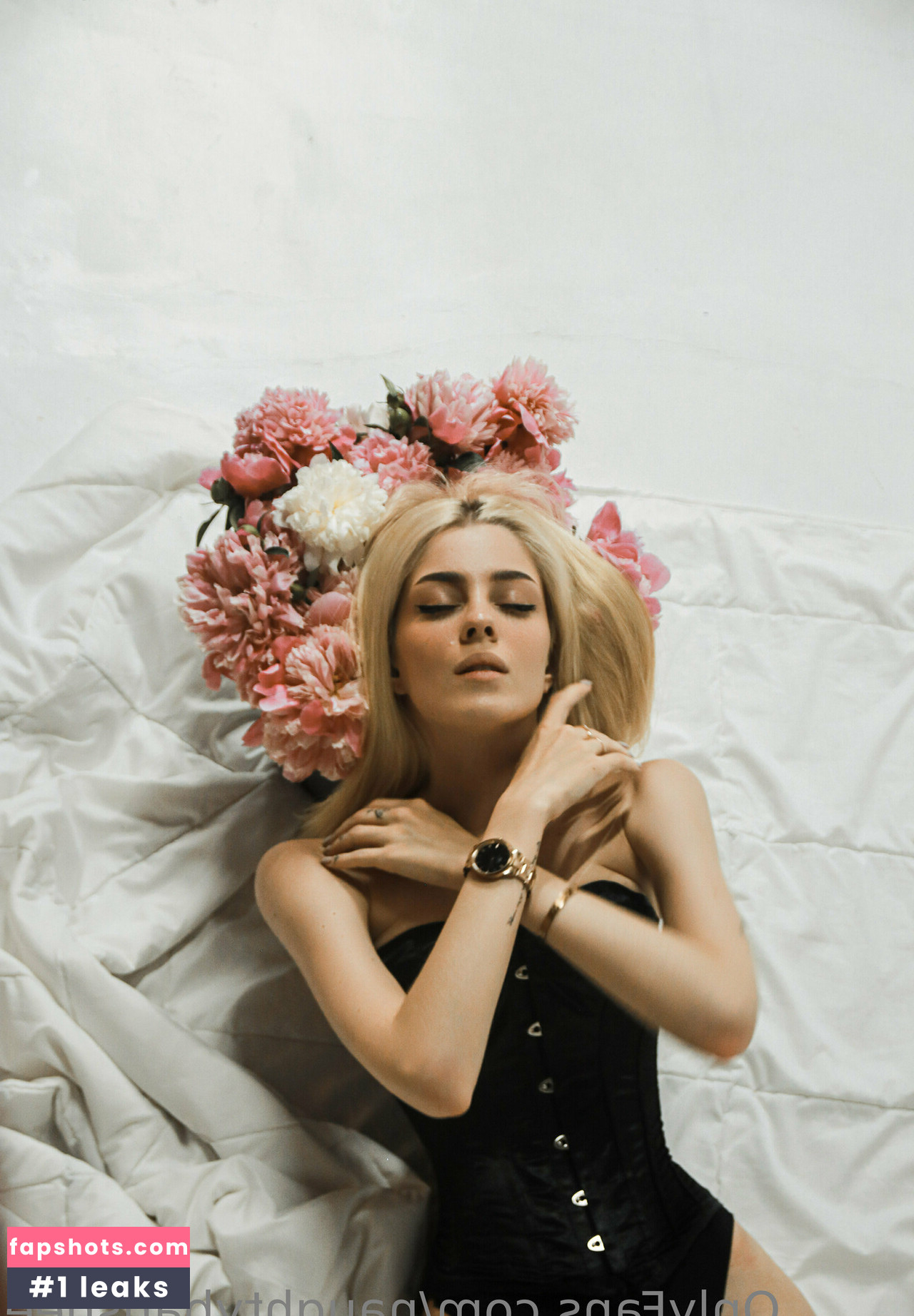 naughtybanshee nude babe gallery