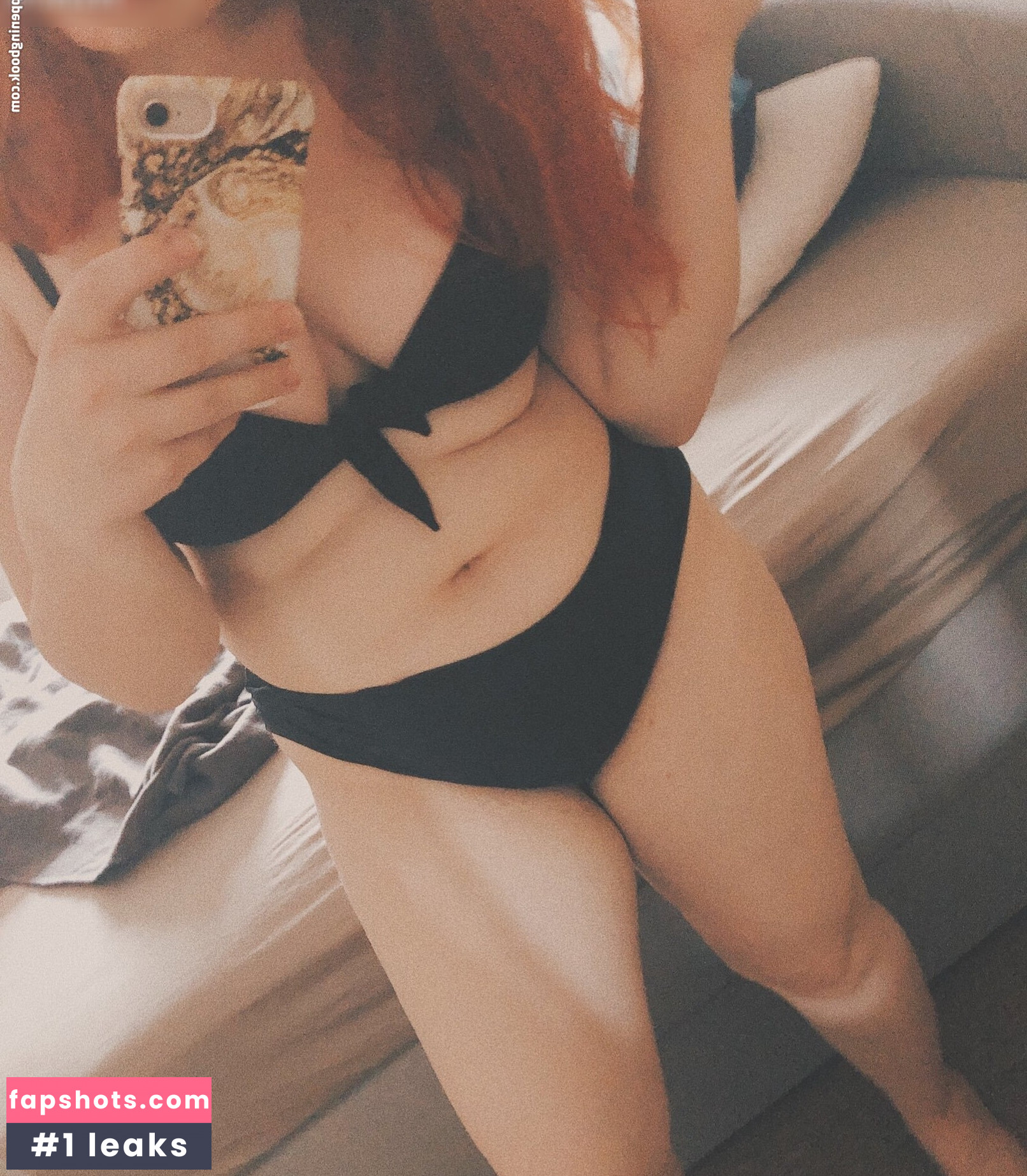 naughtycai gallery photo #3