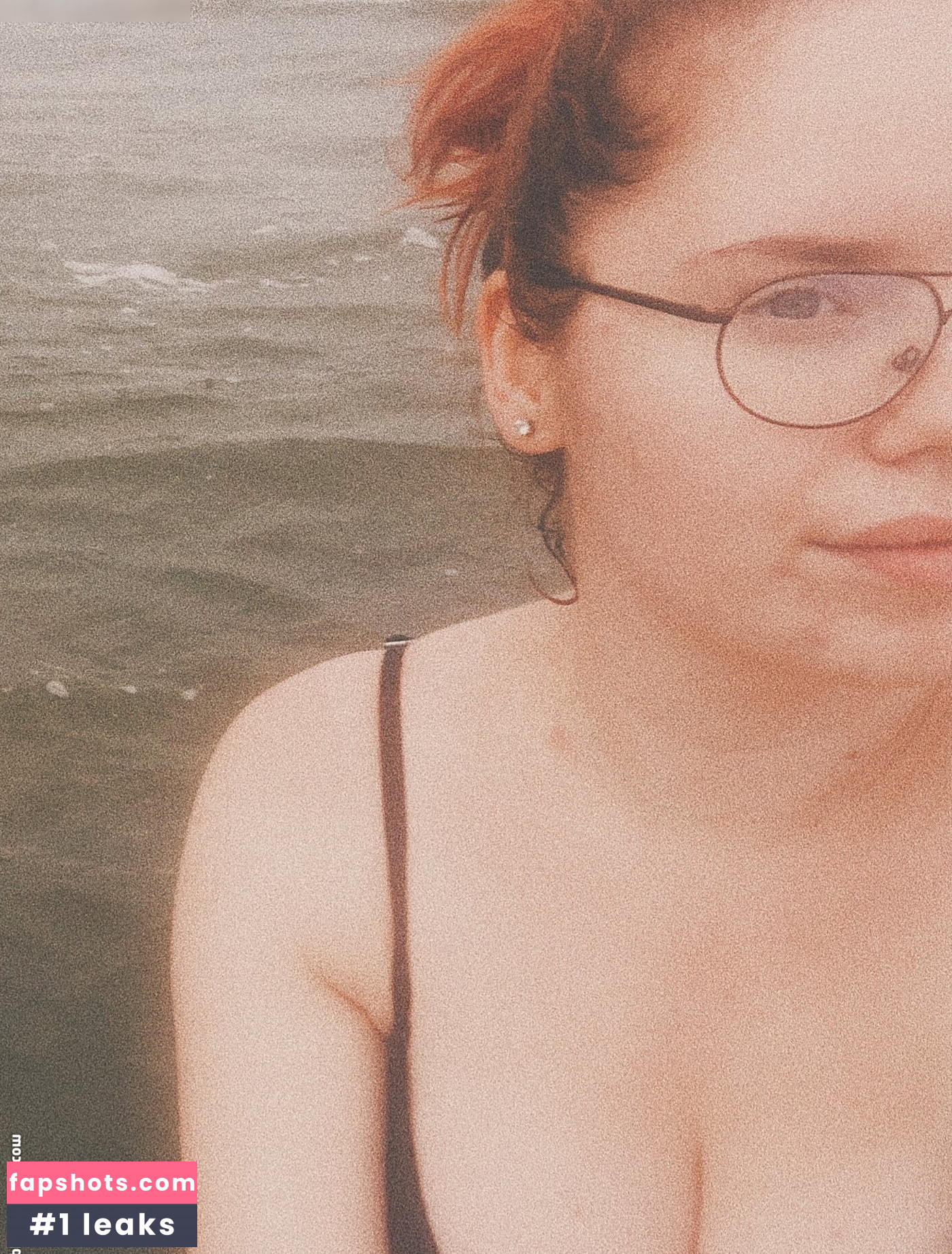 naughtycai nude babe gallery