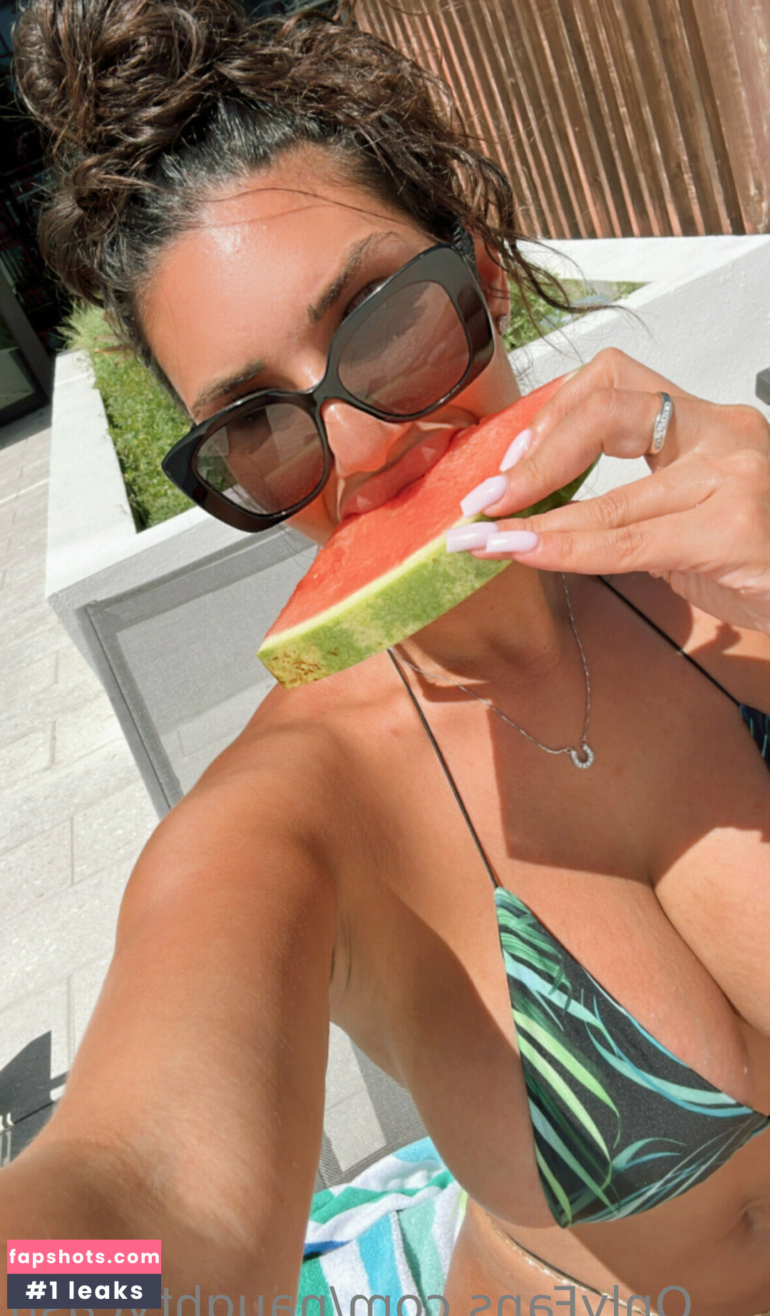 naughtycash gallery photo #29