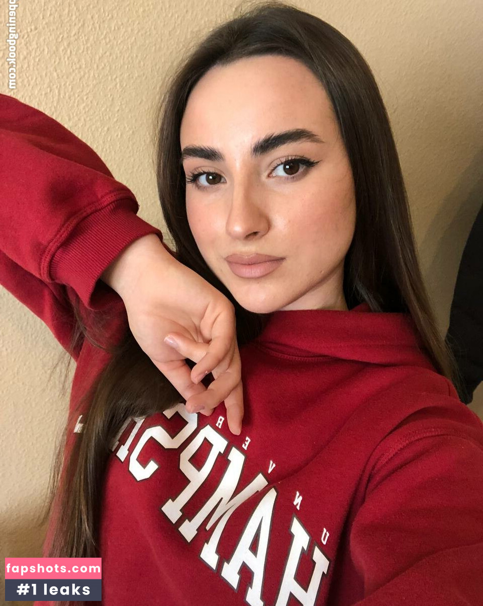 NaughtyCola gallery photo #41