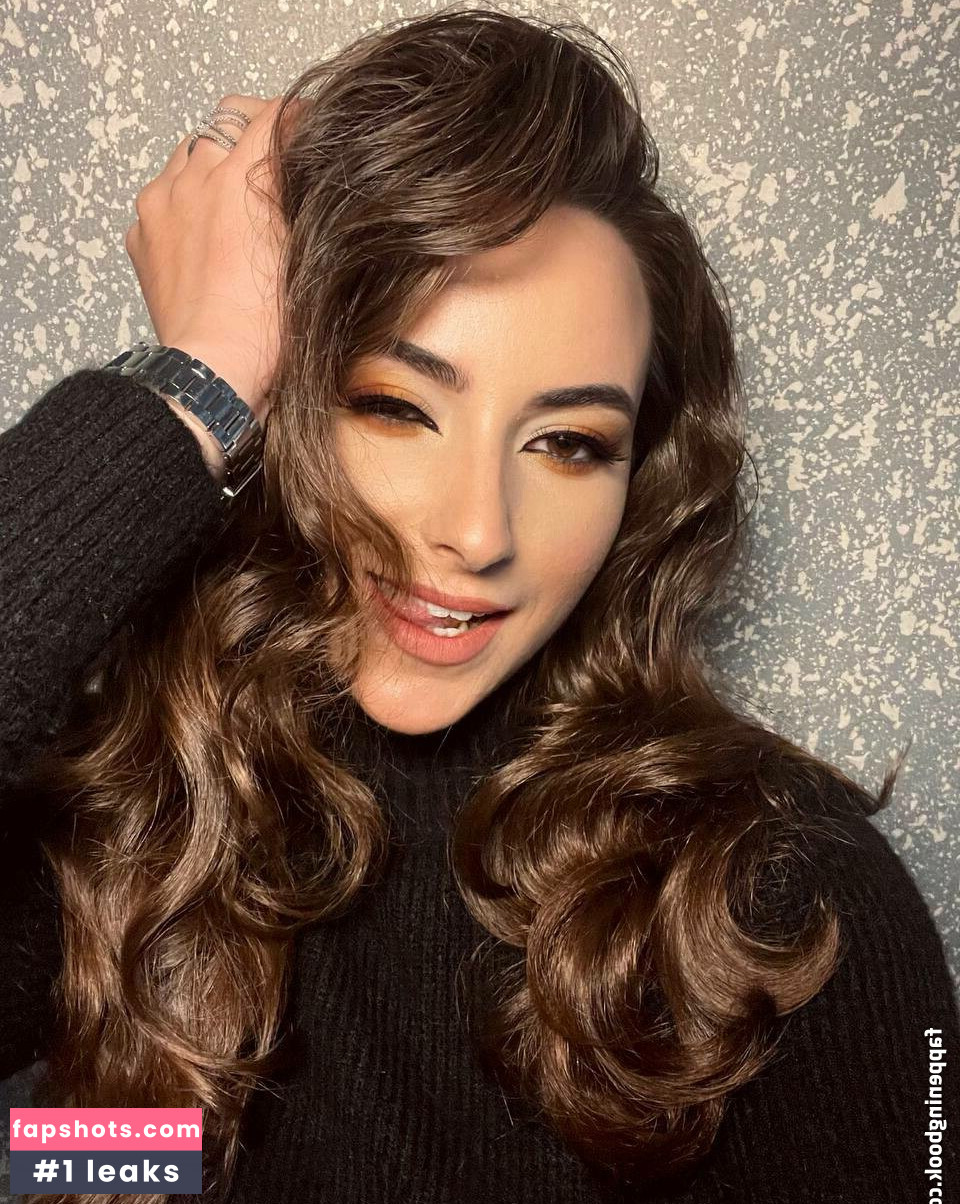 NaughtyCola gallery photo #48