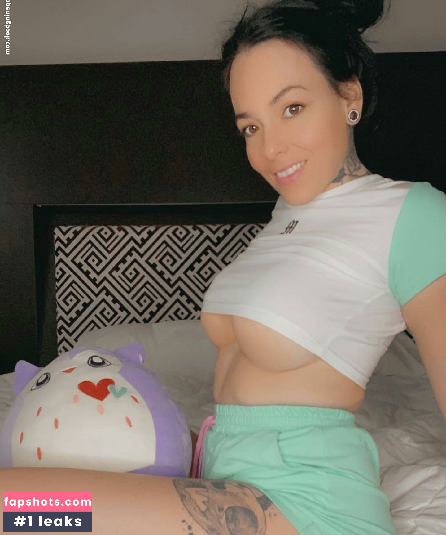 NaughtyFam gallery photo #10