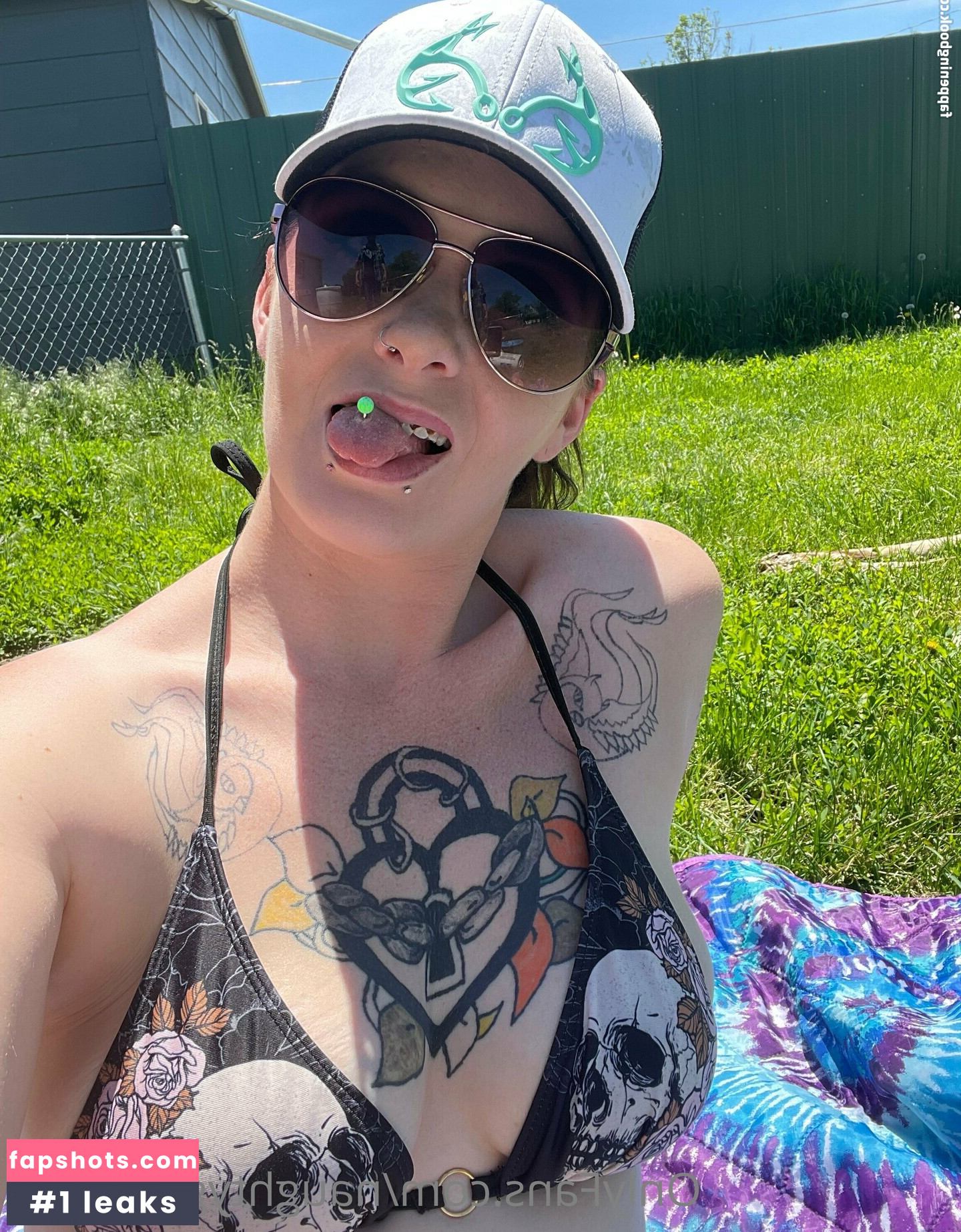 naughtygothchick gallery photo #3