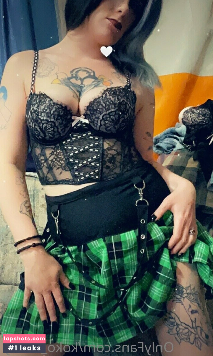 naughtygothchick nude babe gallery