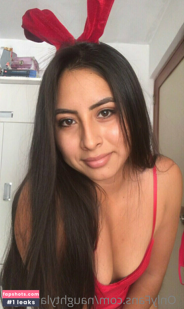 naughtylatinagirl Nude Leaks OnlyFans Photos #7 - Fapshots