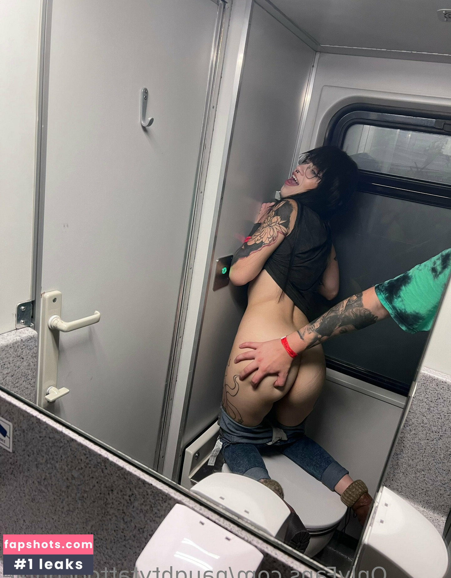 naughtytattoocouple gallery photo #5