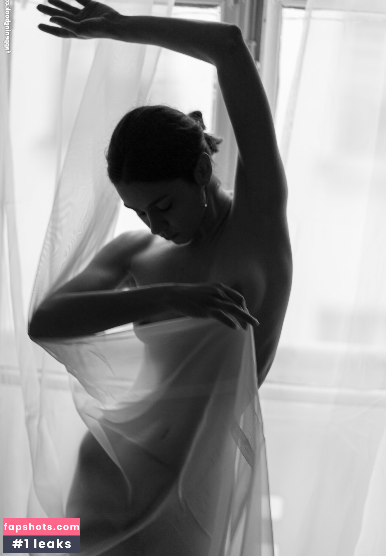 Nausicaa Yami gallery photo #102