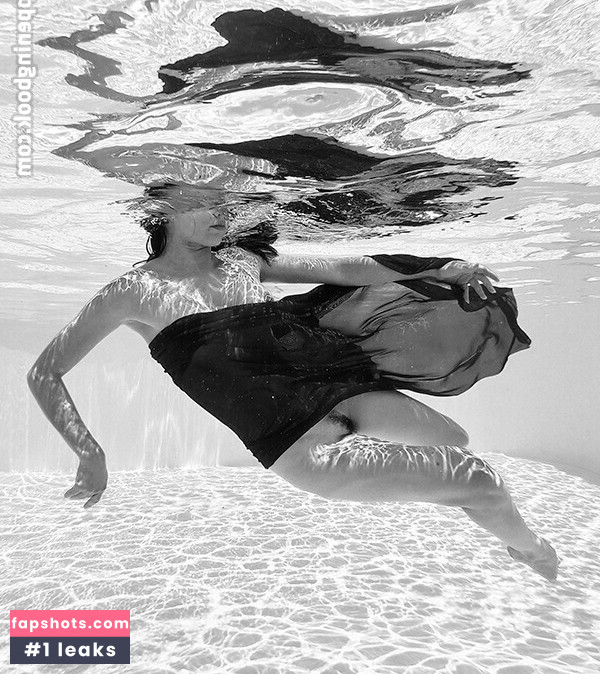 Nausicaa Yami gallery photo #4