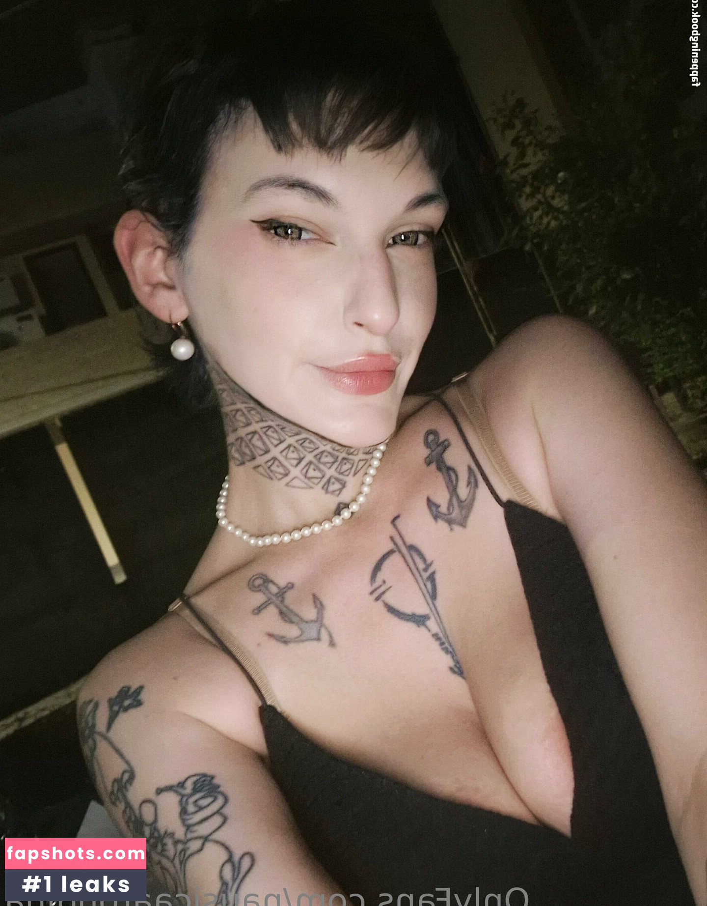 NausicaaRondina gallery photo #27