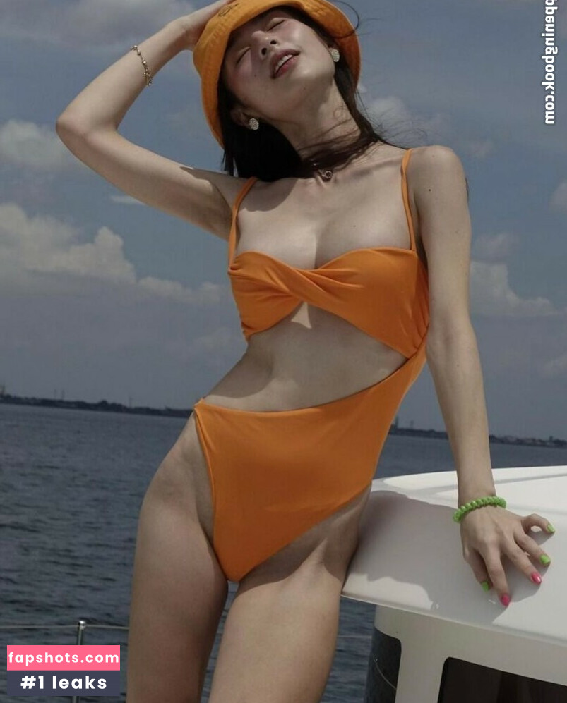 nayoungkim18 Nude Leaks OnlyFans Photos #18 - LeakJerk