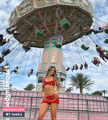 Neela Jolene gallery photo #17