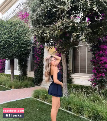 Neela Jolene gallery photo #10