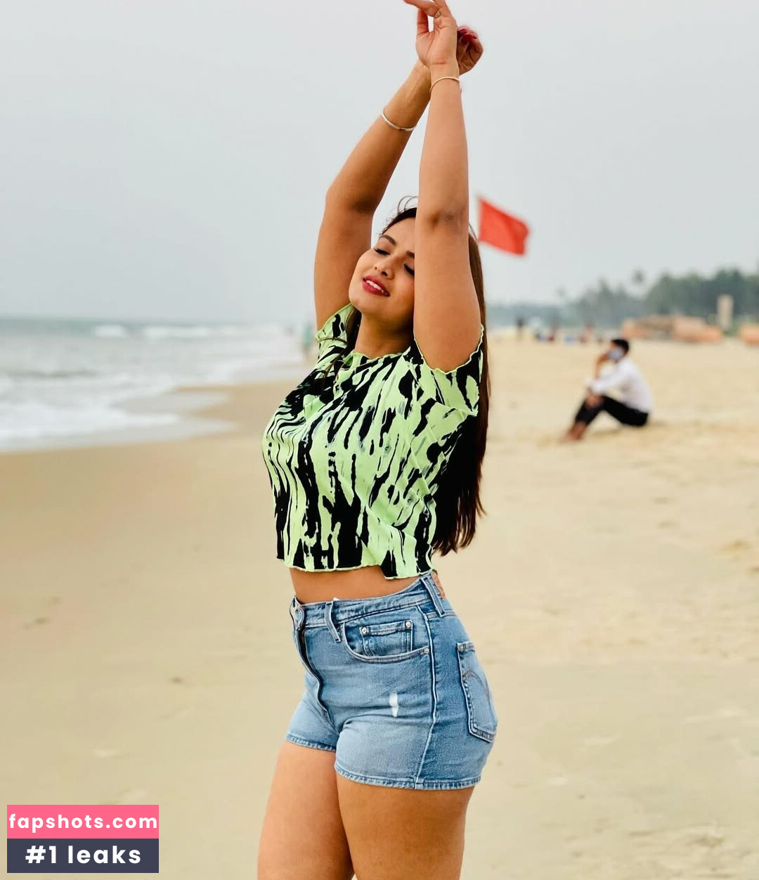 Neelam Giri Filtración Desnuda OnlyFans Foto #5 - Fapshots