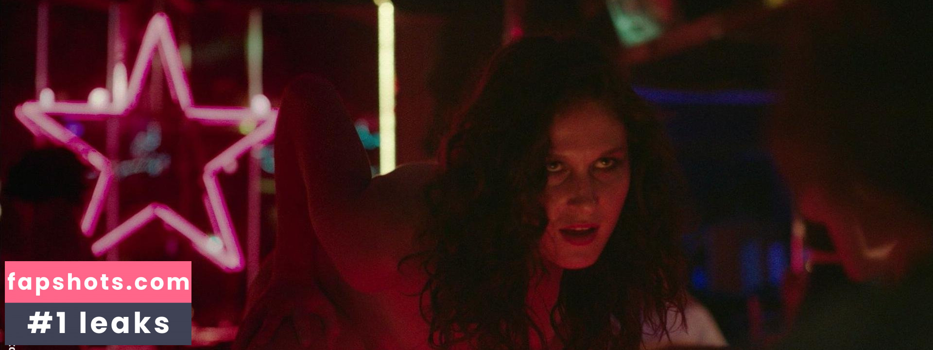 Neeona Neal nude babe gallery