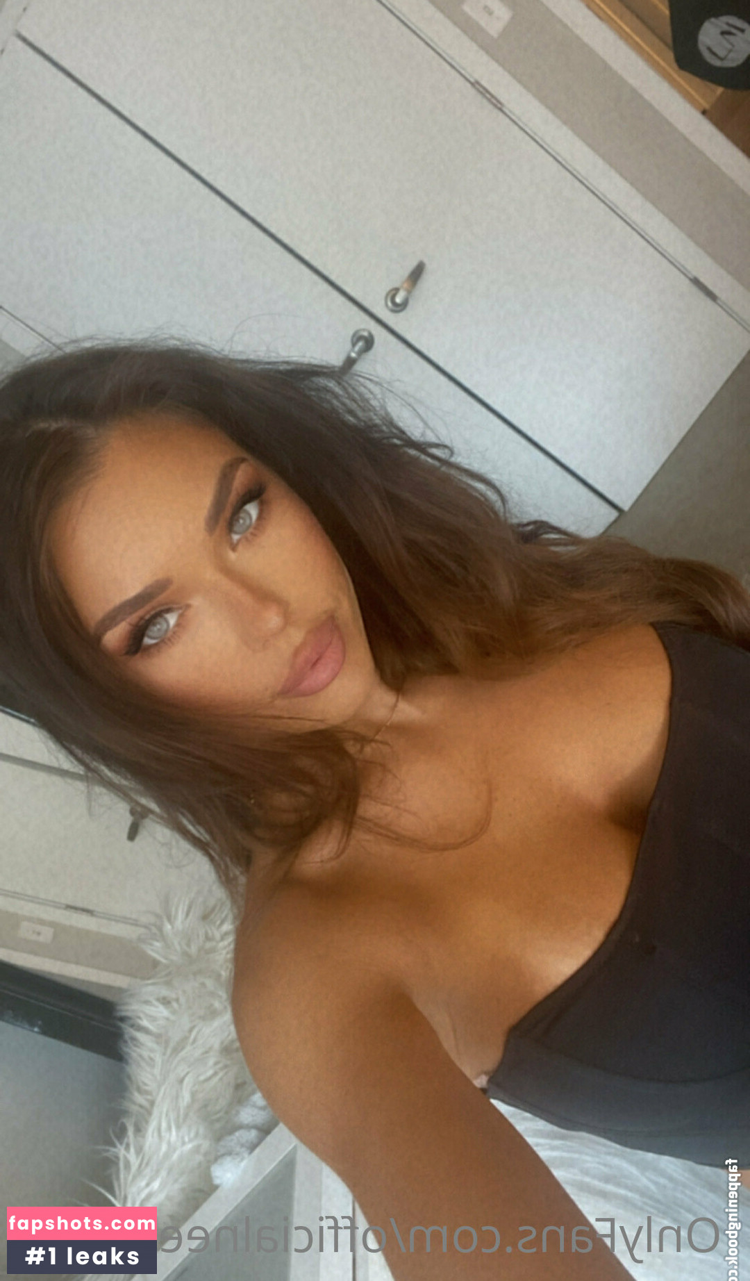 Neesy Rizzo gallery photo #22