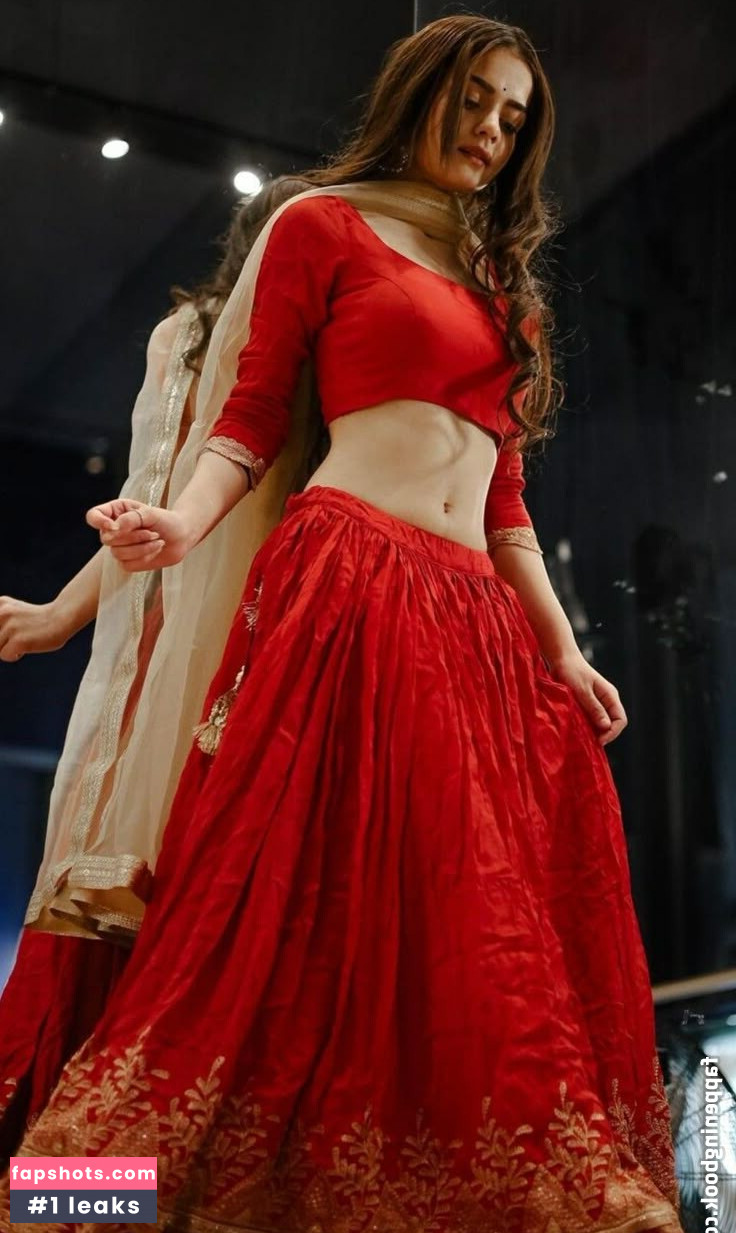 Neha Jethwani nude babe gallery