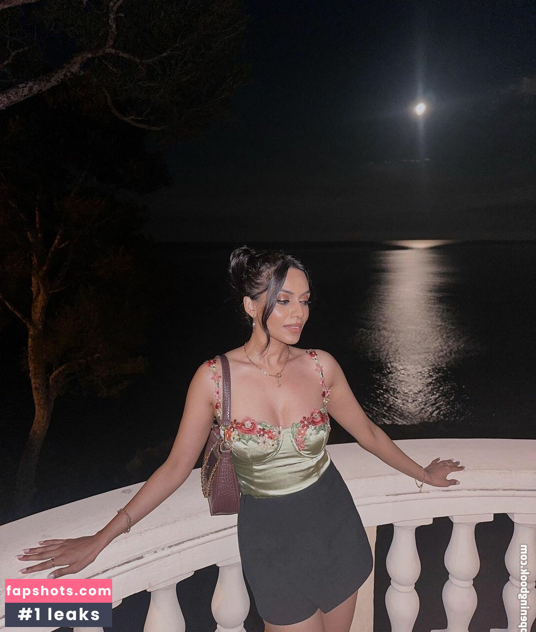 Neha Joy gallery photo #8