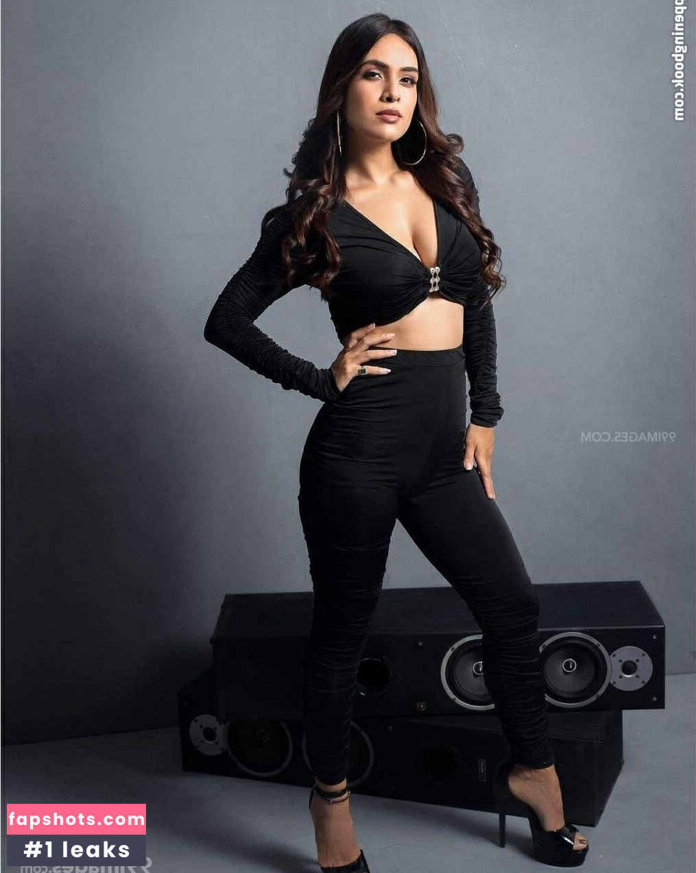 Neha Malik gallery photo #6