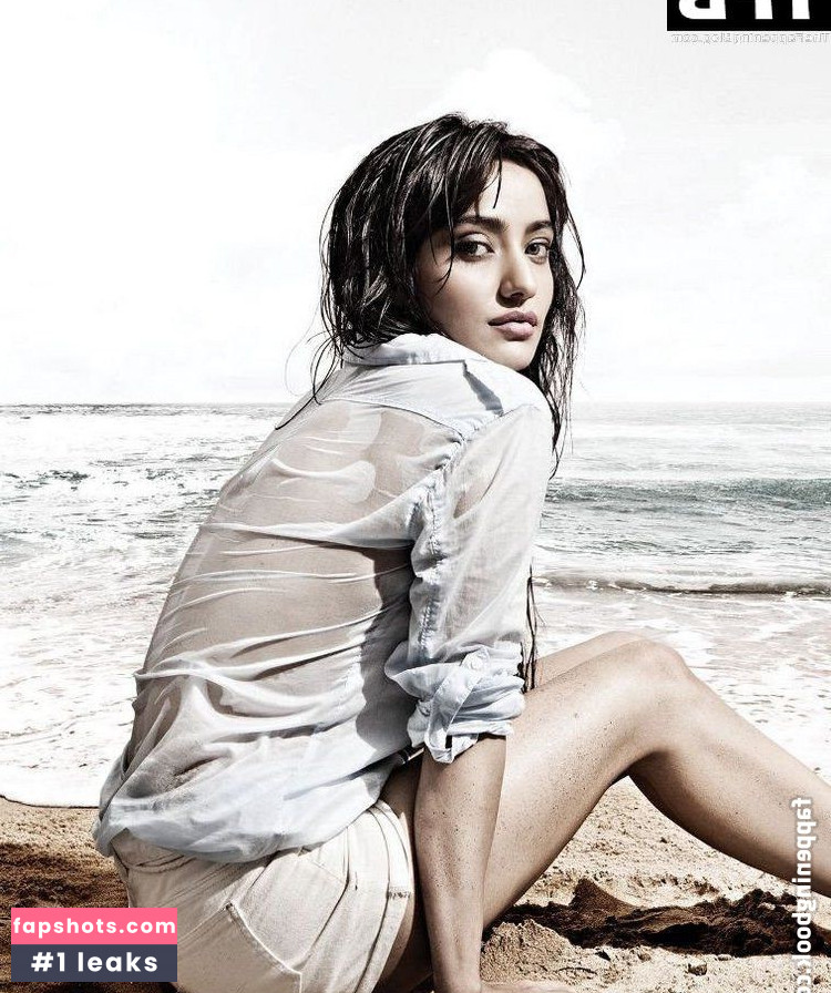 Neha Sharma gallery photo #26